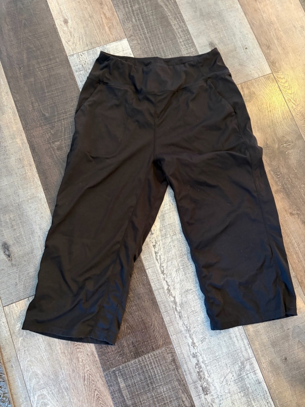 Gradual Black High Rise Capri Leggings With Pockets XL Activewear